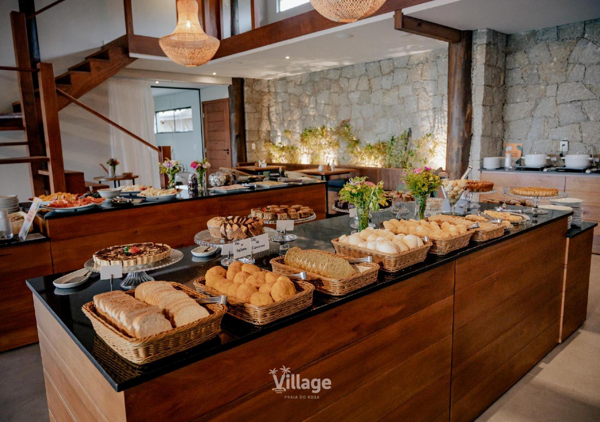 Village 普腊亚罗萨 外观 照片