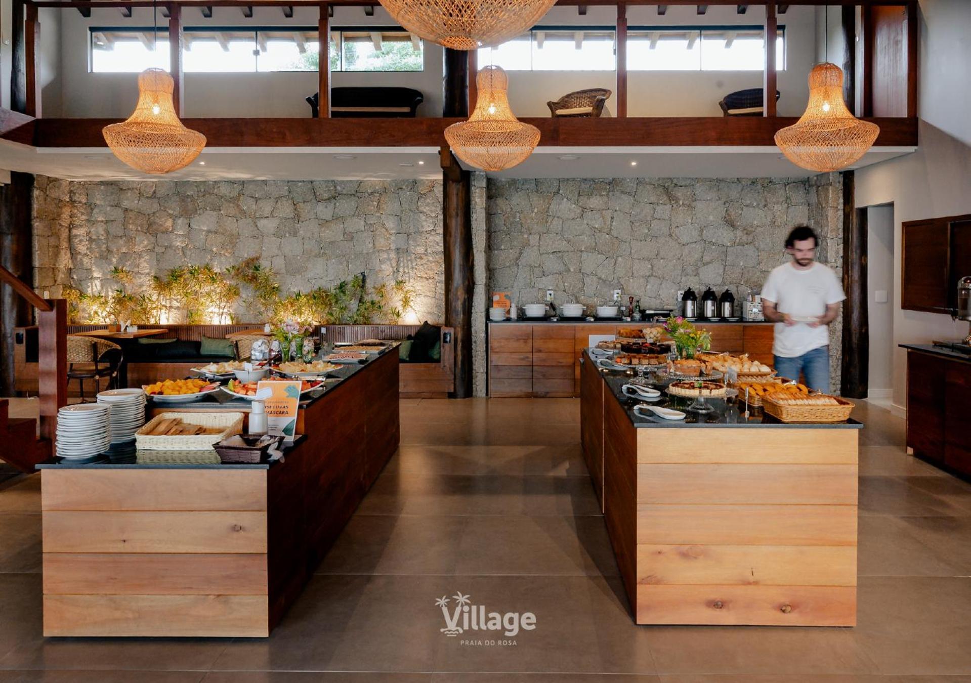 Village 普腊亚罗萨 外观 照片